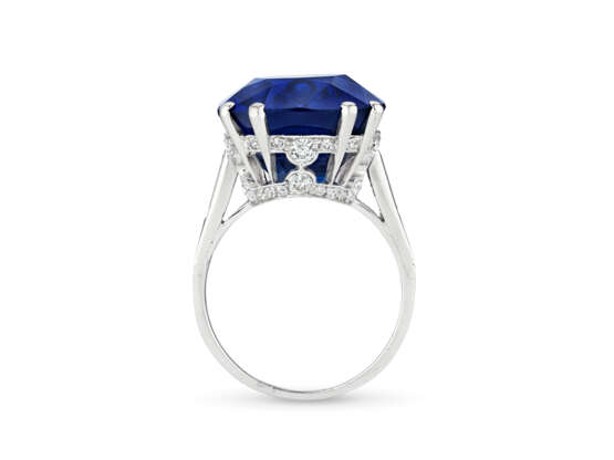 AN IMPORTANT ART DECO SAPPHIRE AND DIAMOND RING - Foto 5