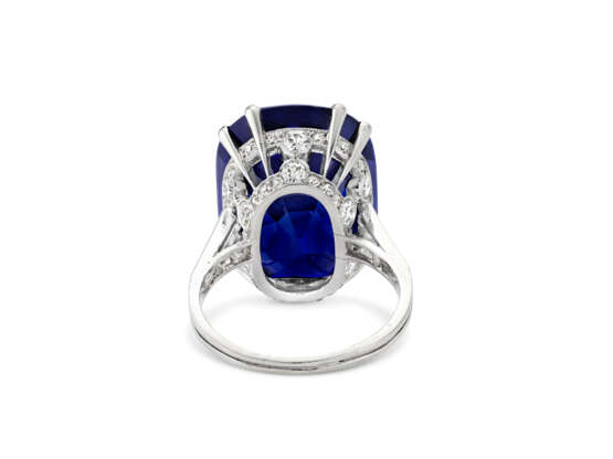 AN IMPORTANT ART DECO SAPPHIRE AND DIAMOND RING - Foto 7