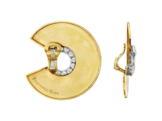 BOUCHERON ART DECO DIAMOND AND GOLD EARRINGS - photo 2