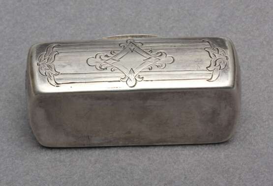 Coffre &agrave; tabac en argent avec dorure Argent Other style Early 20th century - photo 2