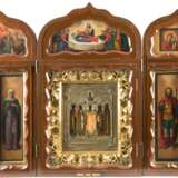 A MONUMENTAL KYOT SHOWING THE DORMITION OF THE MOTHER OF GOD AND SELECTED SAINTS - фото 1