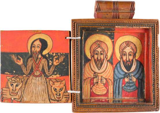 A COPTIC DOUBLE-SIDED PENDANT ICON SHOWING THE MOTHER OF GOD AND SELECTED SAINTS - photo 4