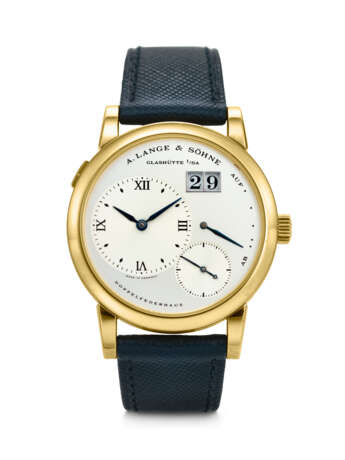 A. LANGE & S&#214;HNE. AN EARLY AND DESIRABLE 18K GOLD WRISTWATCH WITH OUTSIZED DATE AND POWER RESERVE INDICATION - Foto 1