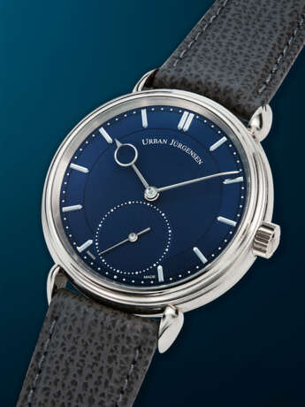 URBAN J&#220;RGENSEN. A RARE AND ELEGANT 18K WHITE GOLD WRISTWATCH WITH TEARDROP LUGS AND GUILLOCHE DIAL - photo 2