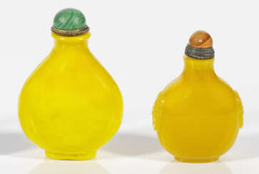 Zwei Pekingglas-Snuffbottles