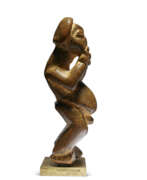 Cameroon. Statue Mupo Bamiléké