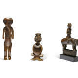 Sifflet, peigne Tshokwé et statue Lwena - photo 1