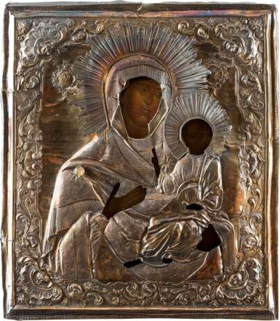 A LARGE ICON OF THE SMOLENSKAYA MOTHER OF GOD WITH SILVER-GILT OKLAD - фото 1