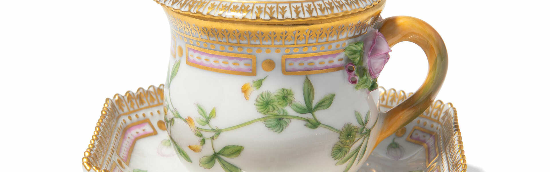 Royal Copenhagen, Bouillontasse mit Untertasse " Flora Danica"