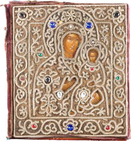 AN ICON SHOWING THE SMOLENSKAYA MOTHER OF GOD WITH EMBROIDERED OKLAD - фото 1