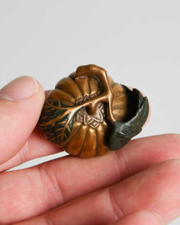 Lot: 2 Makie-Netsuke - photo 12