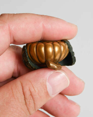 Lot: 2 Makie-Netsuke - photo 13