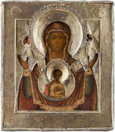 AN ICON OF THE MOTHER OF GOD OF THE SIGN WITH SILVER-GILT RIZA - Foto 1