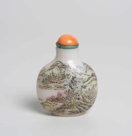 Lot: 3 kleine Snuff Bottles - фото 2