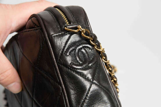 Chanel, Schultertasche "Camera Bag" - photo 6