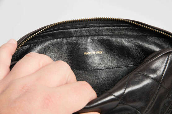 Chanel, Schultertasche "Camera Bag" - photo 8