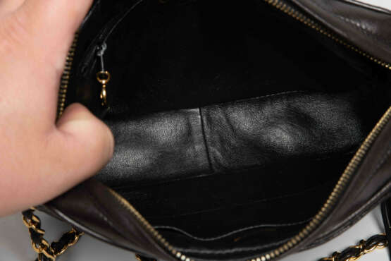 Chanel, Schultertasche "Camera Bag" - photo 10