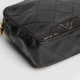 Chanel, Schultertasche "Camera Bag" - Foto 18