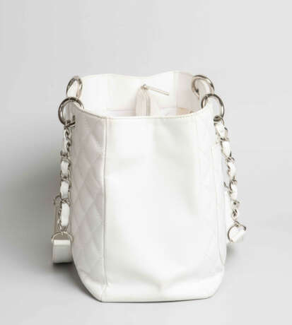 Chanel, Schultertasche - photo 12