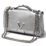 Louis Vuitton, Schultertasche "Very Chain Bag Silver" - photo 12