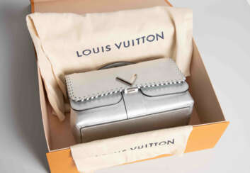 Louis Vuitton, Schultertasche "Very Chain Bag Silver"