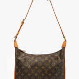 Louis Vuitton, Schultertasche "Boulogne"" - photo 1