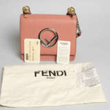 Fendi, kleine Schultertasche "Kan I" - photo 11