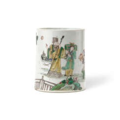 A FAMILLE VERTE ‘IMMORTAL’ CYLINDRICAL BRUSHPOT