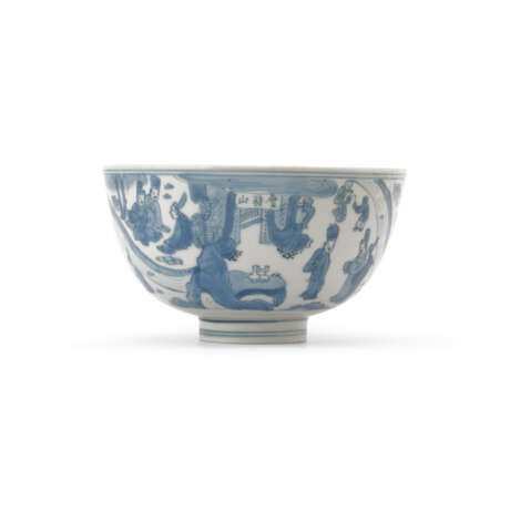 A BLUE AND WHITE ‘PAVILION’ BOWL - photo 1