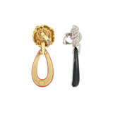 CHAUMET CORAL, ONYX AND DIAMOND EARRINGS - photo 2