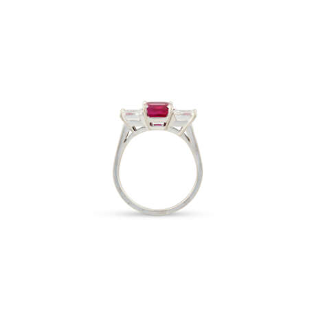 RUBY AND DIAMOND RING - photo 3