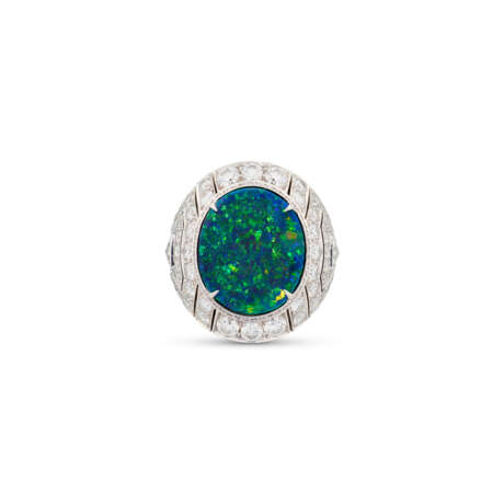 LOUIS VUITTON OPAL AND DIAMOND 'CAPRI' RING - Foto 2