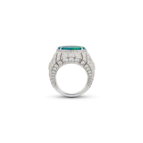 LOUIS VUITTON OPAL AND DIAMOND 'CAPRI' RING - фото 3