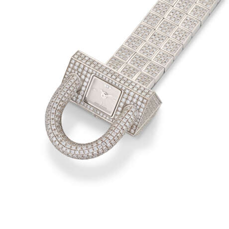 VAN CLEEF & ARPELS GOLD AND DIAMOND 'CADENAS' WRISTWATCH - фото 3