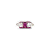 NO RESERVE | EARLY 20TH CENTURY RUBY AND DIAMOND RING - photo 2