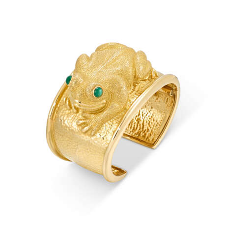 DAVID WEBB EMERALD FROG CUFF BRACELET - фото 2