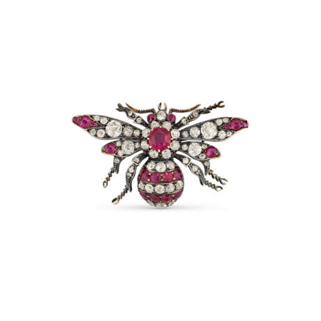 LATE 19TH CENTURY RUBY AND DIAMOND BEE BROOCH - photo 1