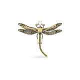 BENTLEY & SKINNER DEMANTOID GARNET, RUBY AND DIAMOND DRAGONFLY BROOCH - Foto 3