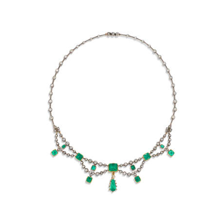 ANTIQUE EMERALD AND DIAMOND SWAG NECKLACE - Foto 1