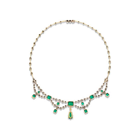 ANTIQUE EMERALD AND DIAMOND SWAG NECKLACE - Foto 3