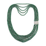 EMERALD BEAD NECKLACE ON AN ART DECO DIAMOND CLASP - Foto 1