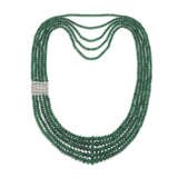 EMERALD BEAD NECKLACE ON AN ART DECO DIAMOND CLASP - Foto 2