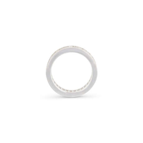 NO RESERVE | DIAMOND ETERNITY RING - photo 3