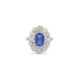 SAPPHIRE AND DIAMOND RING - photo 2