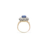 SAPPHIRE AND DIAMOND RING - photo 3