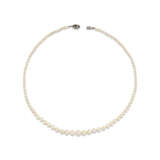 NATURAL PEARL, CULTURED PEARL AND DIAMOND NECKLACE - Foto 4