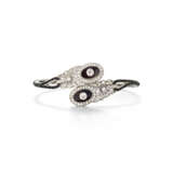 VAN CLEEF & ARPELS EARLY 20TH CENTURY DIAMOND AND ONYX BANGLE - Foto 2