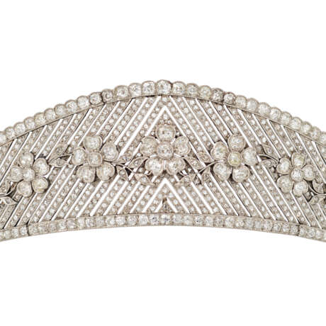 EARLY 20TH CENTURY DIAMOND TIARA - Foto 3