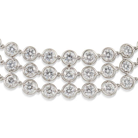 VAN CLEEF & ARPELS DIAMOND 'PALMYRE' NECKLACE - photo 2