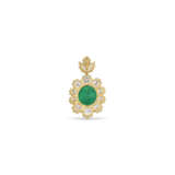 EMERALD AND DIAMOND PENDANT - photo 2